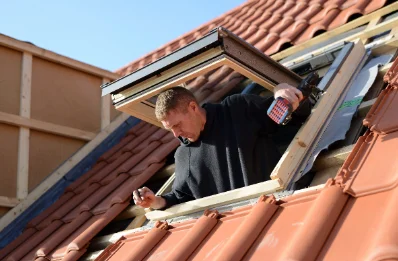Pose de fenêtres de toit Velux à Bazoge
